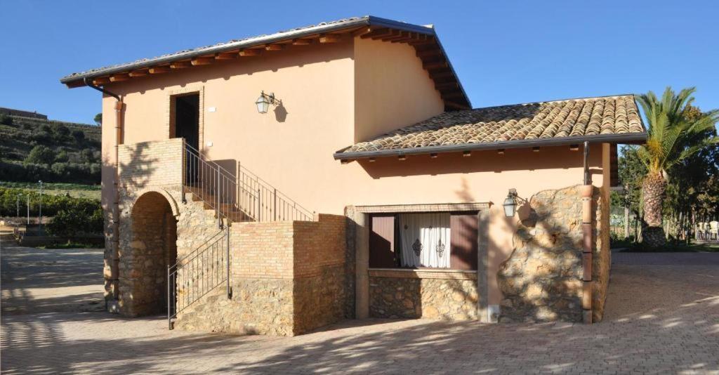 Tenuta Bellaprima Caltagirone Niscemi Zewnętrze zdjęcie